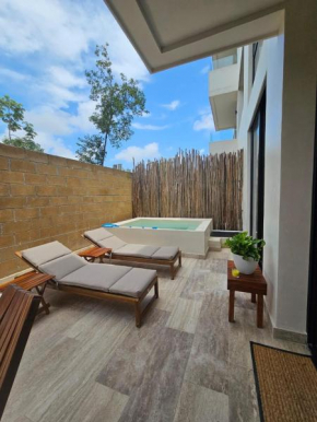 María Tulum with Jacuzzi